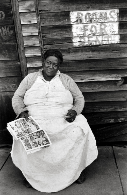 superheroesincolor:  Missisippi 1947 by Henri Cartier-Bresson   [ Follow SuperheroesInColor on 