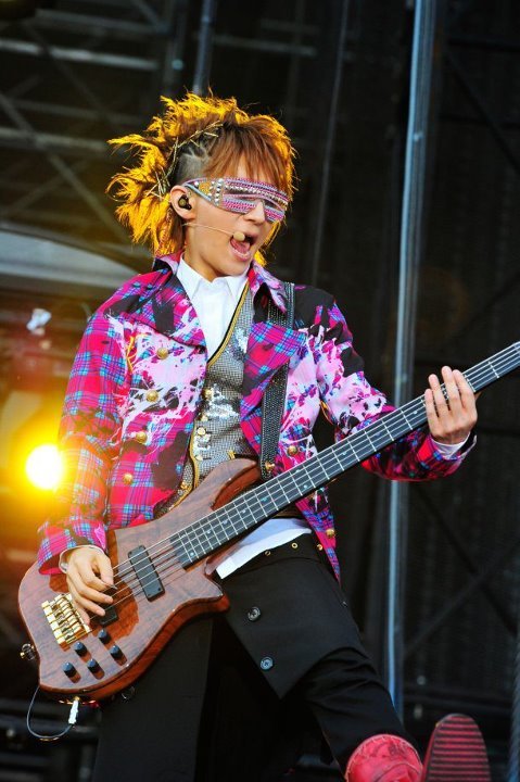 Aknotia Funky Bass Friday Tetsuya