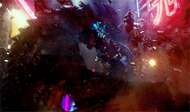 madfilmstudent:Gipsy danger vs Otachiin Pacific Rim(requested by @chanw00kpark​)