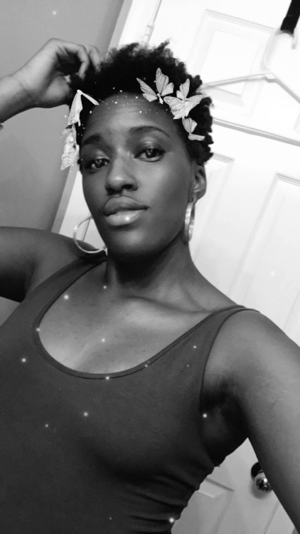 uhohnova:  I love natural hair.