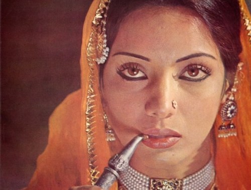 Shabana Azmi in Shatranj Ke Khiladi, 1977 A film by Satyajit Ray