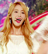 yoonau: yoona x party stages