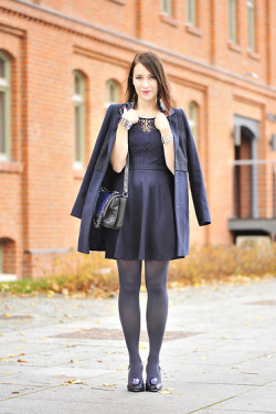 fashion-tights:  melissa ladydragon (by Shiny Syl)