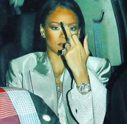 rihannas like fuq yu to all the haters and