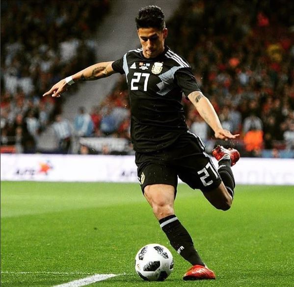 gayarglad:  pijasargentas:  Maxi Meza, uno de los 23 en el mundial. Independiente.