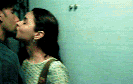 aadhiskanmani:Murad: main tere ko aisa Kuch nahi de saktaSafeena: Jaise hain waise rehne dete hain… 