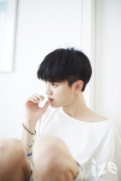 yooneroos:  infinite’s maknae