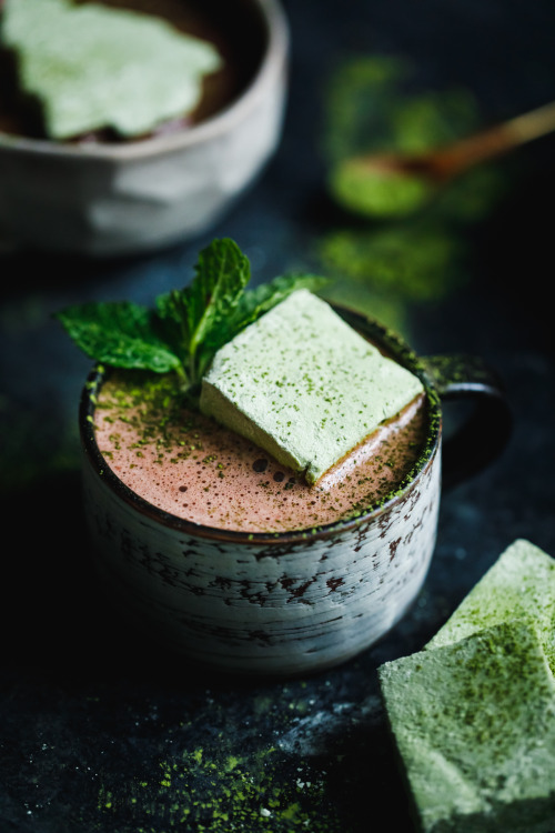 sweetoothgirl: fresh mint hot cocoa with matcha marshmallows