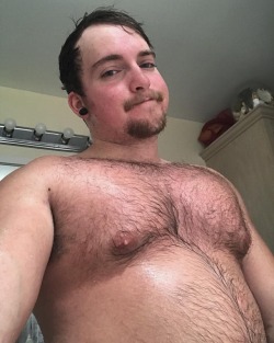 jizzjazzbo:Might as well post some cubby pics before I start cutting in 2018. #gpoy #wet #thirstythursday #ayelmao
