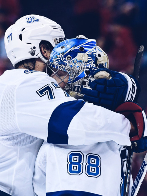 A good Captain knows that sometimes his fellow Jock just needs a hug.