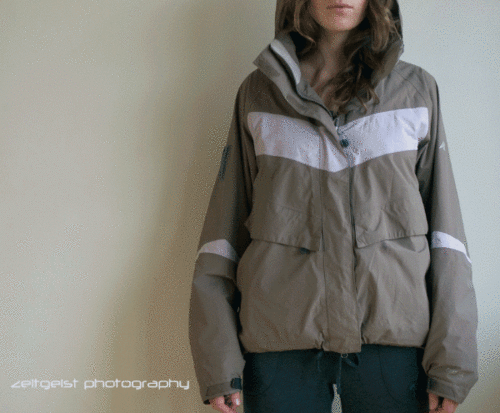 dailyhott:  onoff - full winterized edition Meet a girl that will take it off for