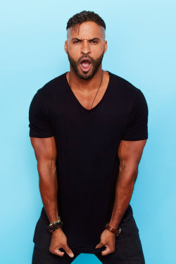 celebsofcolor:  Ricky Whittle of Starz’ ‘American Gods’ poses for a portrait during Comic-Con 2017 at Hard Rock Hotel San Diego on July 21, 2017 in San Diego, California.