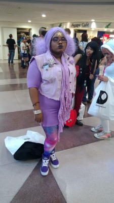 mabeltron3000:  blerdgirlchronicles:  My favorite Lumpy Space Princess to date. I may or may not have tried to steal her vest.   YEEESSS 