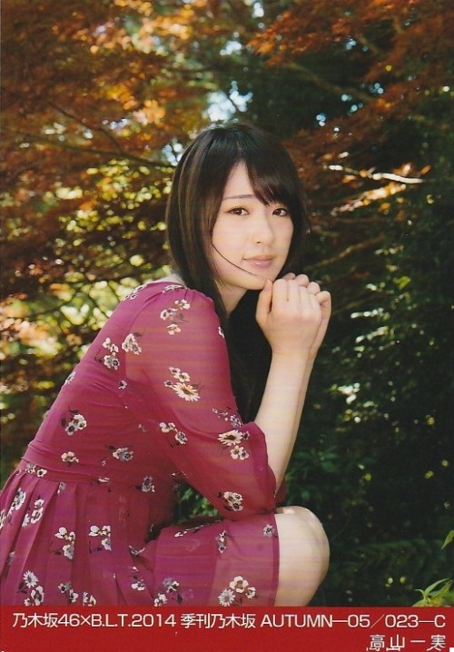 乃木坂46  秋元真夏  高山一実 Takayama Kazumi, Akimoto Manatsu - Nogizaka46 Quaterly PB photocards