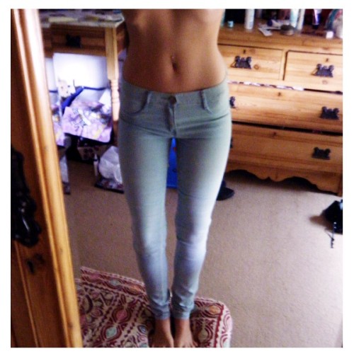 eyelashetc:  fitting AU size 8 jeans is amaze 