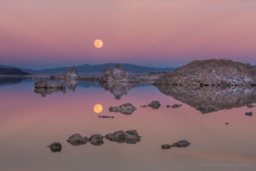 softwaring:  Penumbral Lunar Eclipse Rising over Mono Lake; Jeffery Sullivan