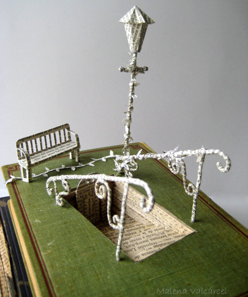 10knotes:  sosuperawesome:  Book sculpture by Malena Valcarcel  