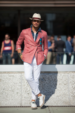 sunshineandfeelingfine:  mariano di vaio at pitti 