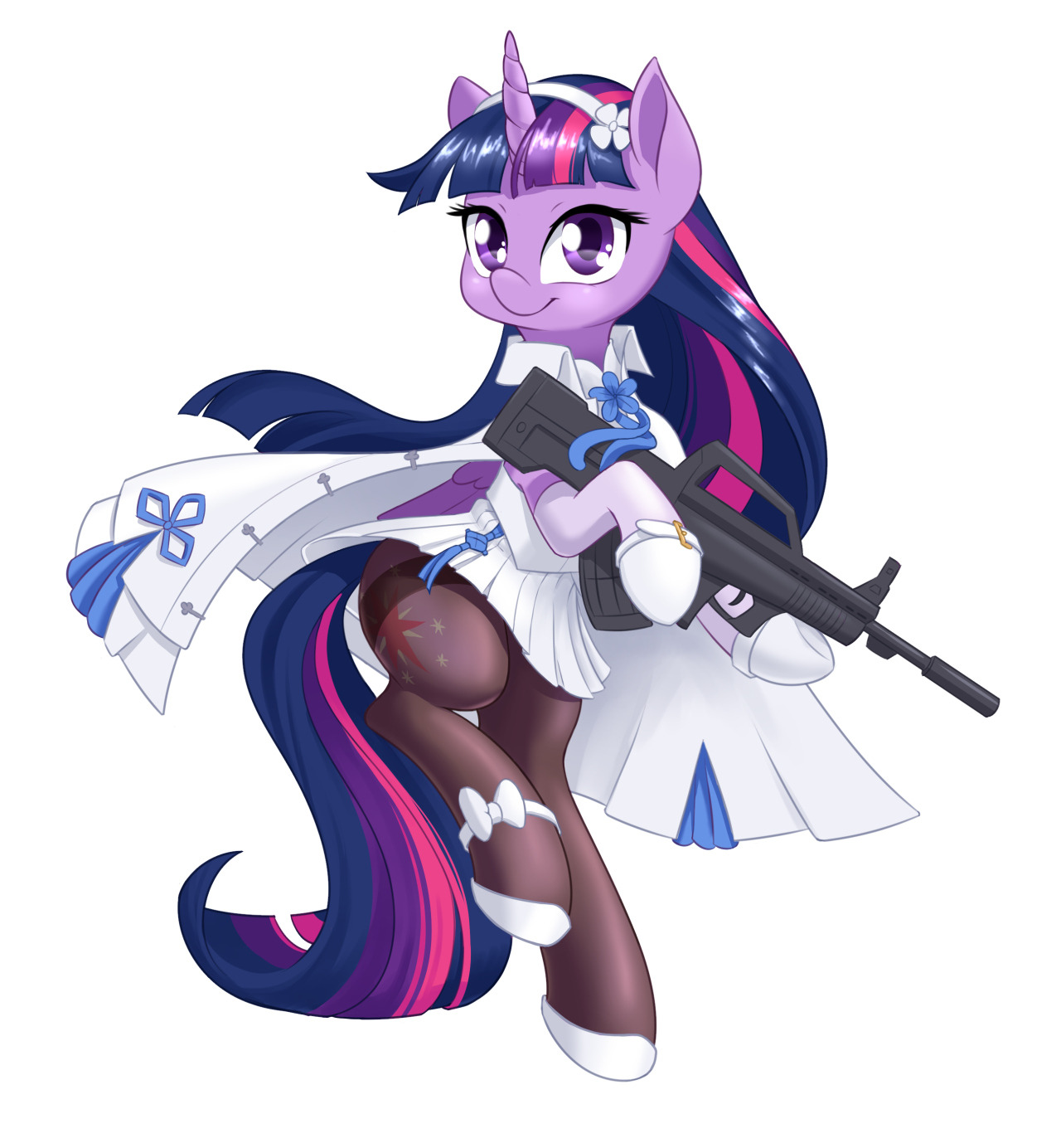 dstears: Twilight dressed as Type 95 from Girls Frontline.  I’m such a sucker for
