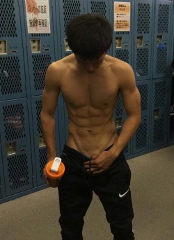 sumtingwong2:  My friend jun, showing off at the gym Locker room.  Bitch