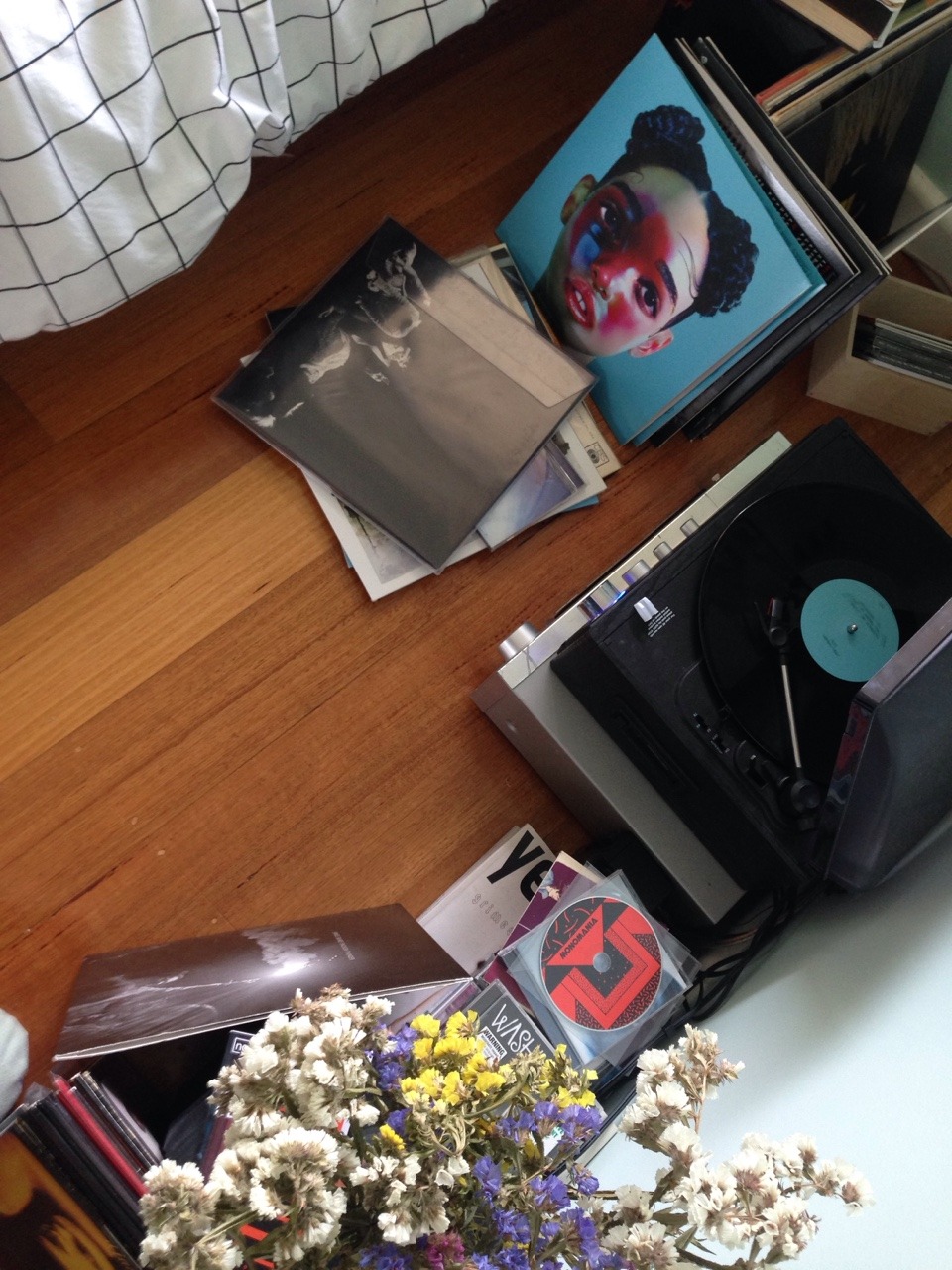 phagoccytosis:Typical Morning After // Hungover + channeling all grumpy feels into