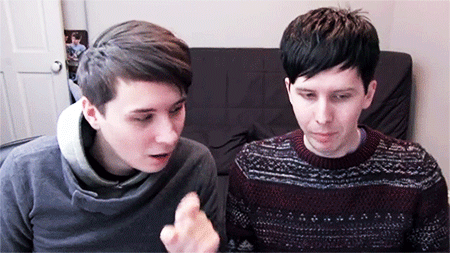 creepy-neko:surprised howellintense sexy stare howelllol howelllip biting howelladoring that awkward