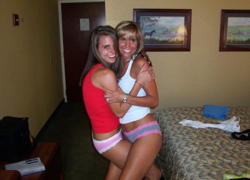 Porn Hot Moms photos