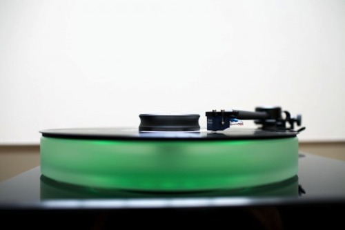 Sex vinylhunt:   More on the Mcintosh MT5 turntable pictures