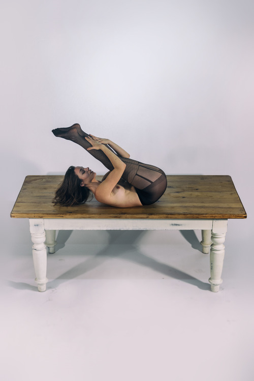 stef-des:  At the Table model: Christelle