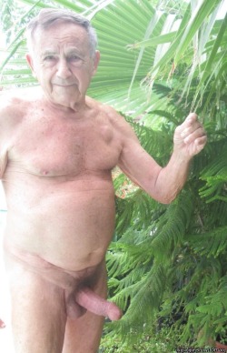 NUDE OLD MEN THAT I LOVE