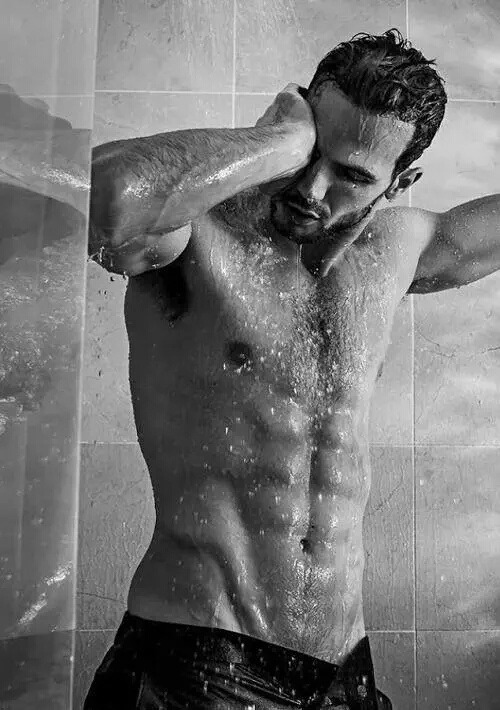 hunkopedia:    Follow Hunk’o’pedia for more hot guys! | Follow my personal blog!   