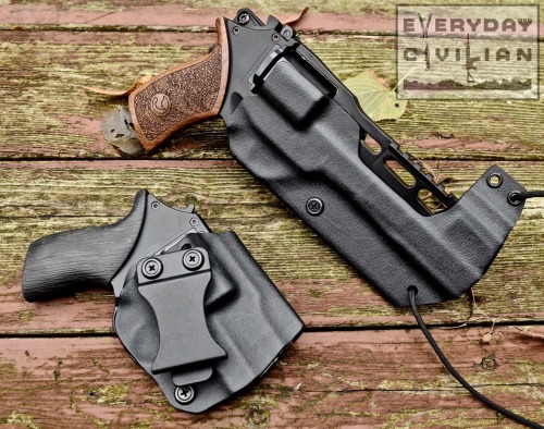 Porn everydaycivilian:  Chiappa Rhino 60DS Kydex photos