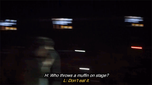 thesmuggledplum:  maybewecouldtry:  Twitter Questions - Amsterdam  #THE BOYS TREATING HARRY LIKE A CHILD OMFG IT’S ALL I’VE EVER WANTED 