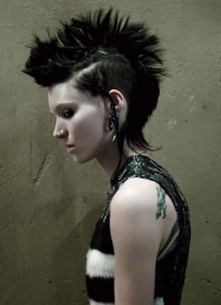 theeraserhead:  The Girl with the Dragon Tattoo 