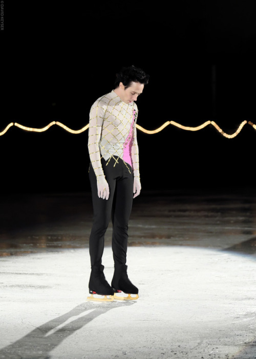 GALLERY: 3X US national champion, 2X Olympian, and World bronze medalist Johnny Weir premieres his n