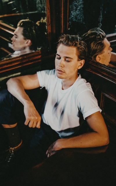 Austin Butler 9ff456285bc48bbdb0eae4a38b653d9f00caa62c