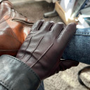 wearingleathergloves avatar