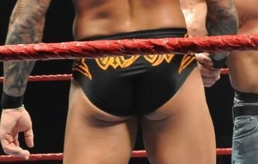 rkoiseverything:  Enjoy some booty for your day :)
