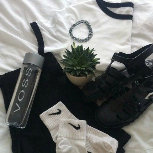 aliengrlss - alien girl