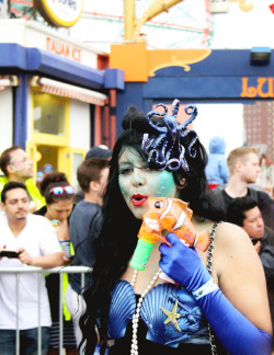 moderngirlblitz:  Mermaid Parade!!!Click here for more &lt;3