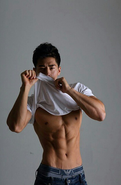 Hawt Asian Stud!