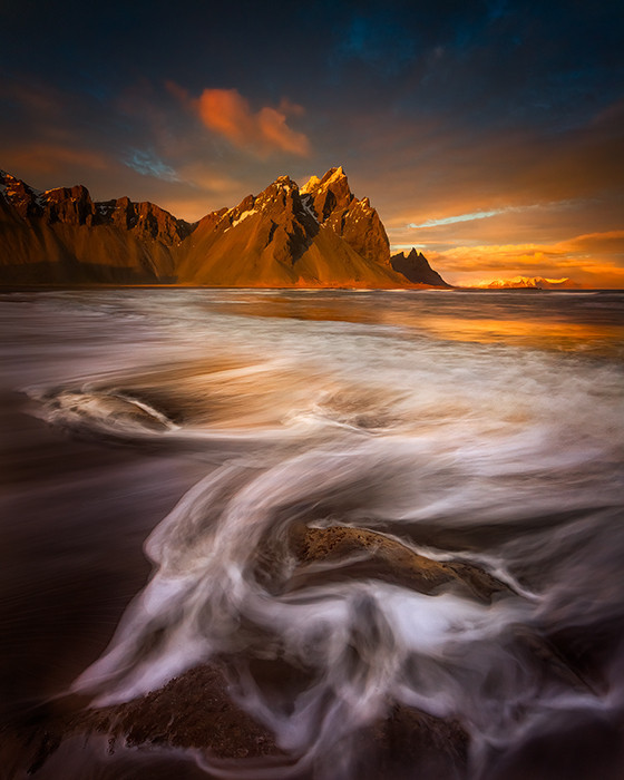 vicariousplacebo:  Dragon’s Fire by AlisterBenn 