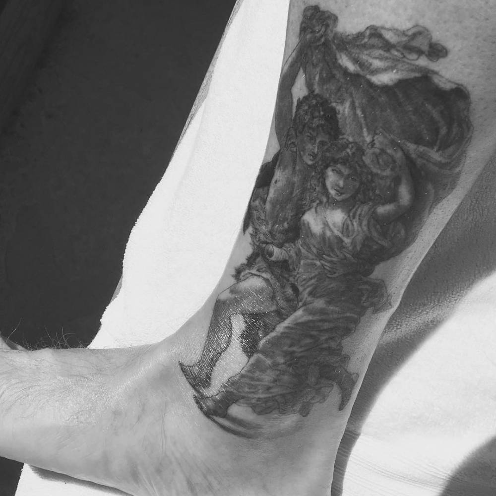 Brooklyn Beckham shares photo of his first tattoo on Instagram | HELLO!