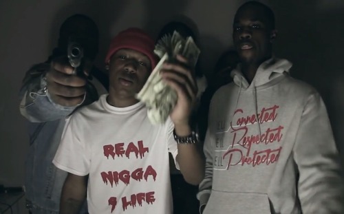trappinmademedoit:Free..
