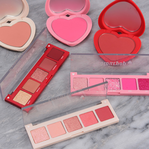 Best of ColourPop Valentine&rsquo;s Day 2021 Collection now on the blog! https://www.temptalia.com/
