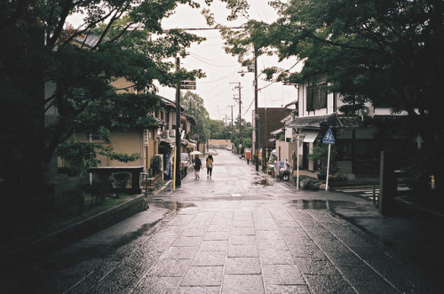 dreams-of-japan:  untitled by incurable romantic on Flickr.