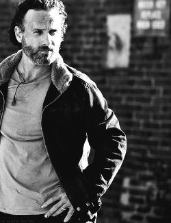 :  Andrew Lincoln on set of 4x16 
