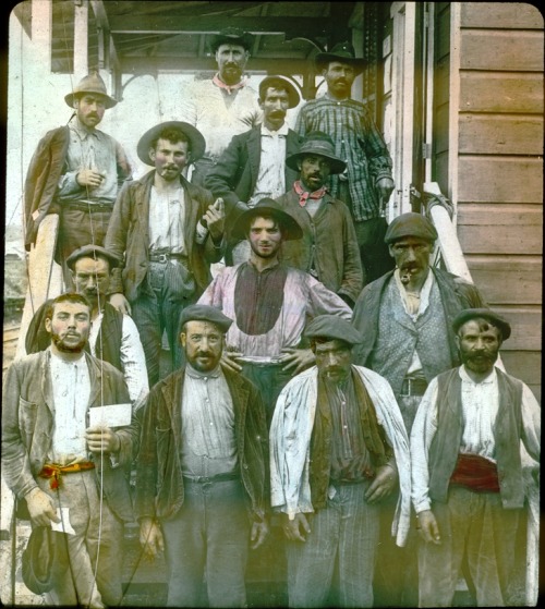 Spanish labourers on Panama Canal in early 1900s