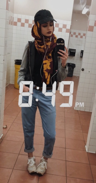 rnashallah:  8 straight hours at the library but still lookin cute 