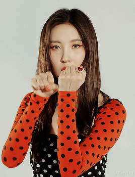 1aehyun:ＮＯＩＲ • ＳＩＲＥＮ • ＧＡＳＨＩＮＡ